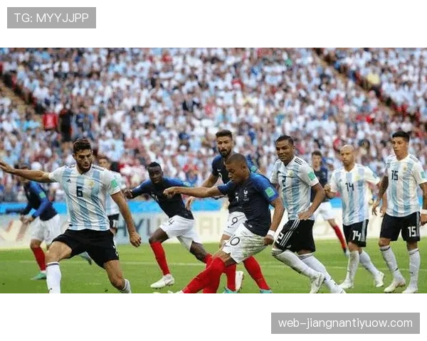 救险解围算犯规吗？规则如何界定防守动作的合法性