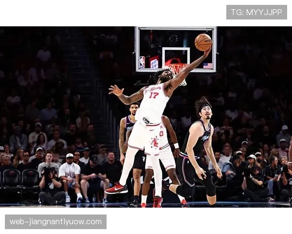 杰·伦·杰克逊二世三分命中率提升显著，拉开火箭与掘金锋线差距