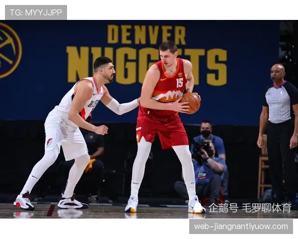 卡马文加与坎特的防守覆盖范围及扫荡效率差异解析